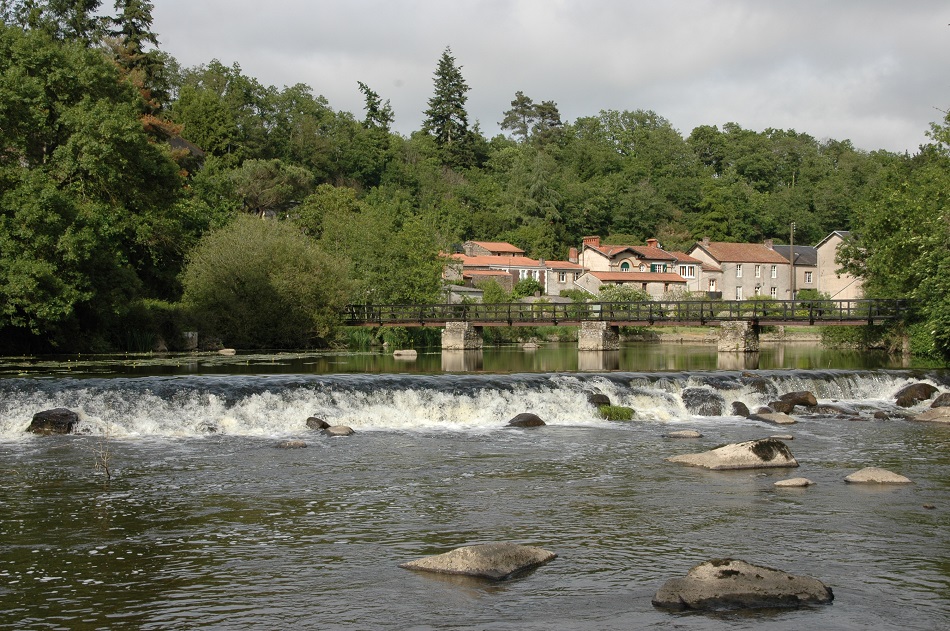 village de chevalier